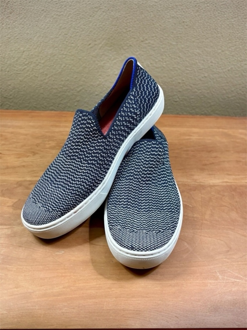 Rothy's Retired Maritime Gradient Navy White Sneakers, Slip Ons Womens Size 7